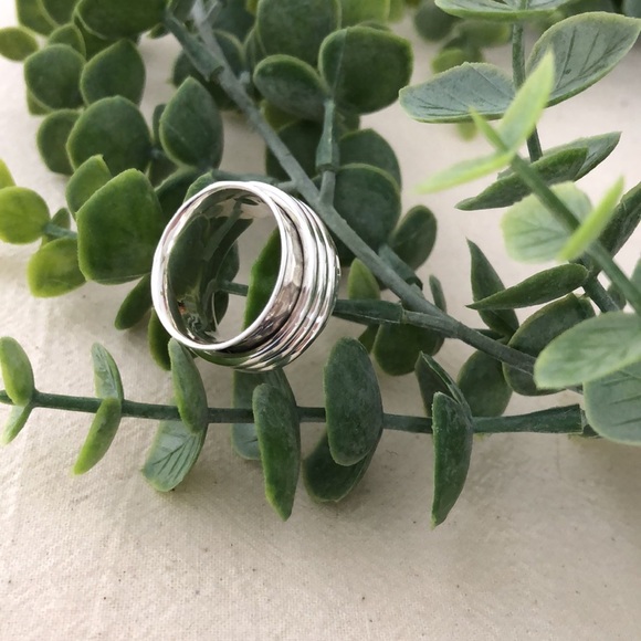 Hammered Spinner Ring, Sterling Silver - Picture 6 of 6